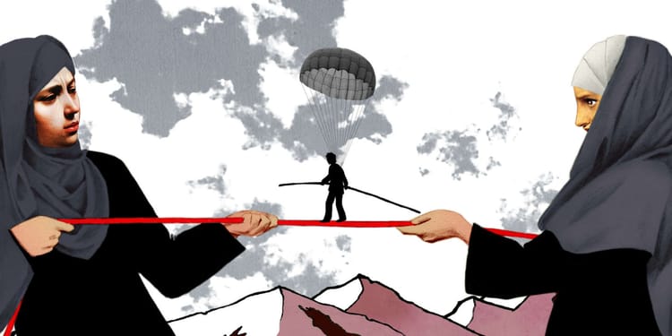 Deux femmes voilées s'affrontent sur une corde tendue.