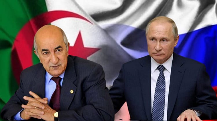 Le président russe Vladimir Poutine et un dirigeant algérien lors d'une réunion officielle.