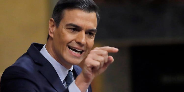Pedro Sanchez, insiste pour rencontrer Tébboune: l’Algérie va-t-elle céder aux clins d’œil de l'Espagne? Pedro Sanchez parlant lors d'une conférence ou réunion officielle.