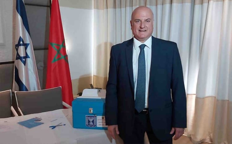 Ambassadeur israélien David Govrin lors d'une réunion officielle.