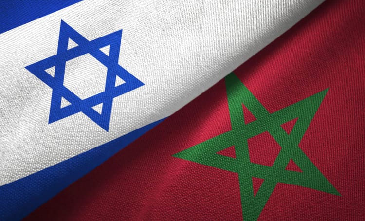 Maroc : invité d'honneur du festival du film du Sud de Sdérot Drapeaux d'Israël et du Maroc côte à côte, symbolisant la relation diplomatique.