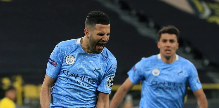 Riyad Mahrez célèbre un but lors du match Man City contre Copenhague.