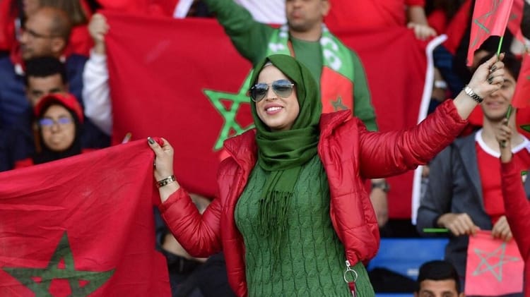 Coupe du monde 2022 : le Maroc s'en prend à l'Algérie Femme marocaine en soutien lors de la Coupe du Monde 2022.