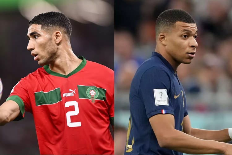 France - Maroc : Arsène Wenger donne son pronostic Joueurs de football marocain et français en action sur le terrain.