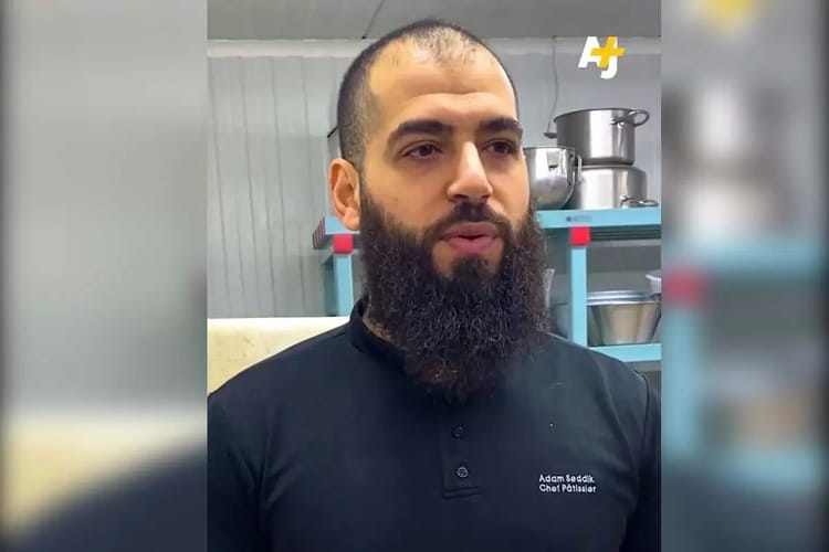 Chef pâtissier algérien Adam Seddik en interview en France.