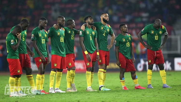 CHAN Algérie 2023 : le risque que court l'équipe du Cameroun si elle se retire Les joueurs camerounais en ligne avant un match du CHAN 2023.