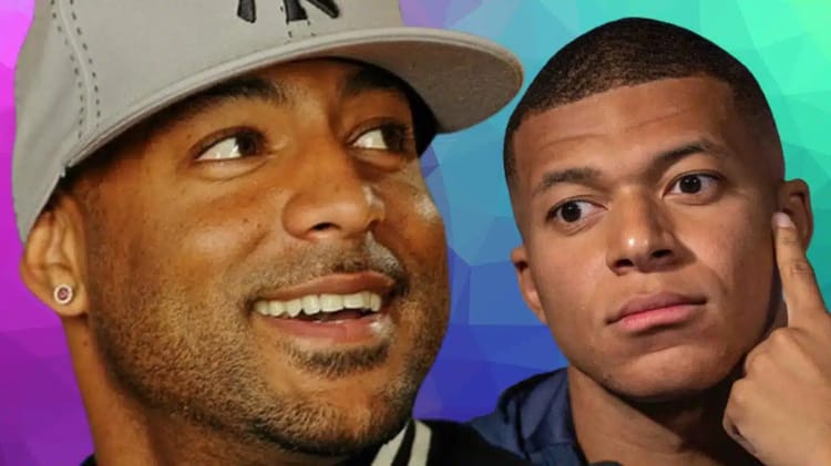 Kylian Mbappé et Booba lors d'une rencontre sportive ou médiatique.