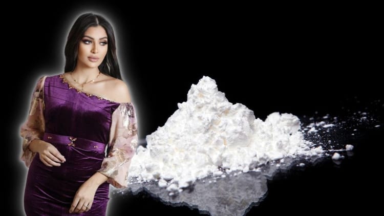 Triste : Voici l’annonce fracassante de Wahida Guerroudj Femme élégante à côté d'une montagne de poudre blanche.