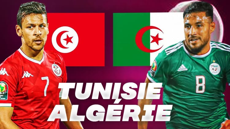 Joueurs de football algérien et tunisien lors d'un match amical.