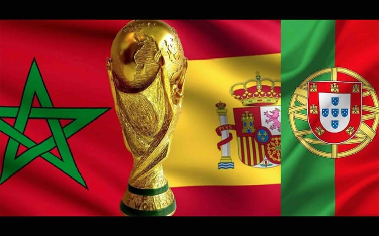 Drapeaux du Maroc, Espagne et Portugal avec la Coupe du Monde 2030.
