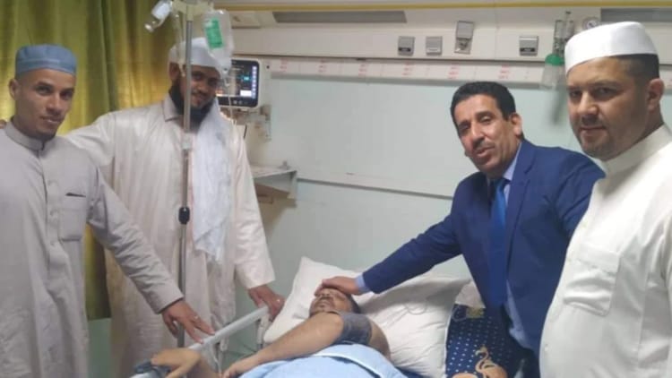 Triste : Poignardé après la prière de l’après-midi à Maghnia ,l’imam Saïd Tamteri est décédé Hommage à l'imam Saïd Tamteri après son décès tragique à Maghnia.