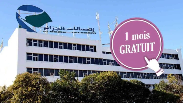 Bâtiment d'Algérie Télécom avec annonce d'un mois gratuit.