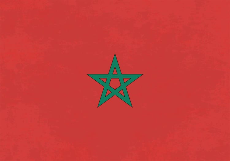 Un responsable algérien tire à boulets rouges sur le Maroc pour cette raison. Drapeau du Maroc avec étoile verte sur fond rouge.