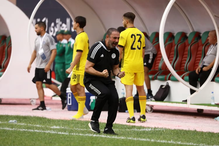 CAN U17 : l'Algérie ira au mondial, selon Arezki Remmane Entraîneur de l'Algérie U17 lors d'un match de football.