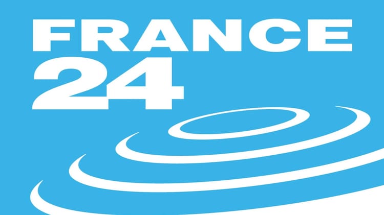 Logo de France 24 avec des ondes bleues.