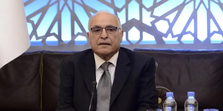 Restauration de la paix au Niger: l'Algérie prend une décision salvatrice Diplomate algérien en réunion pour la paix au Niger.