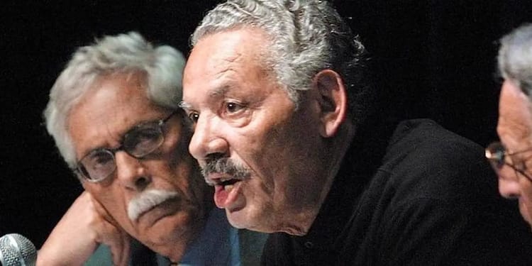 Le général Khaled Nezzar lors d'une allocution publique.