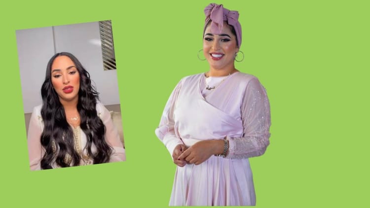 Maya Redjil portant un hijab violet, sourire et style élégant.