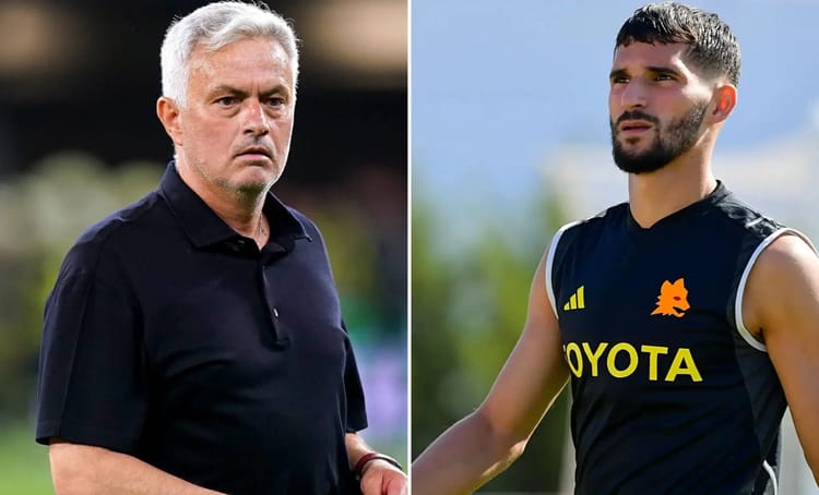 Houssem Aouar: l'étrange révélation de Mourinho Houssem Aouar et Mourinho lors d'une séance d'entraînement.