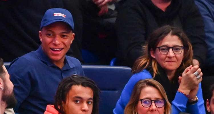 Transfert de Mbappe: le Réal ne veut plus de Fayza Lamari, lors des négociations Mbappe souriant avec Fayza Lamari à ses côtés lors d'un événement sportif.