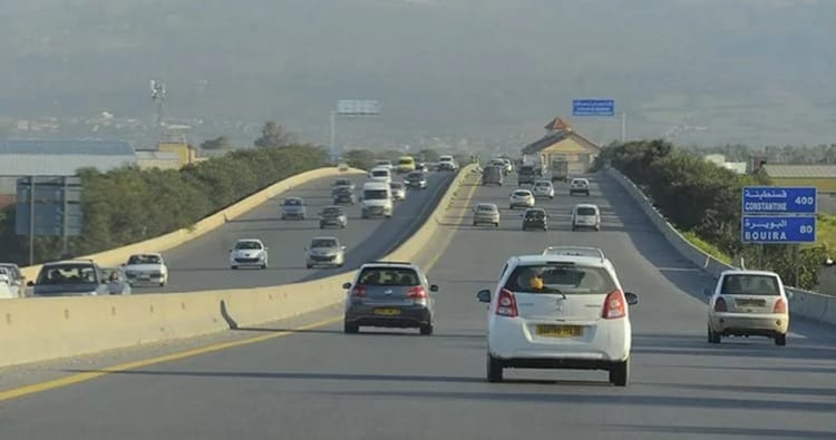 Trafic sur l'autoroute Est-Ouest à Sétif pour travaux électriques.