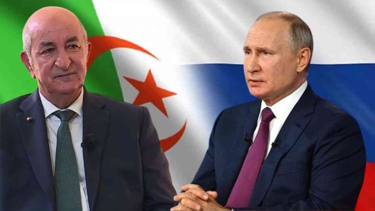 Vladimir Poutine et un dirigeant algérien lors d'une rencontre diplomatique.