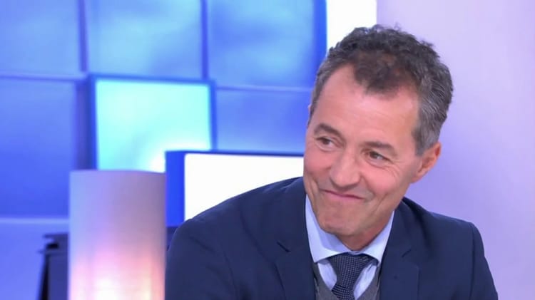 Dossier Karim Benzema :Hugues Vigier dénonce l'acharnement contre son client Hugues Vigier, avocat, dans une interview télévisée.
