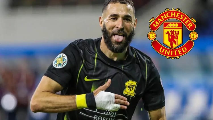 Karim Benzema en maillot de Manchester United lors d'un match.
