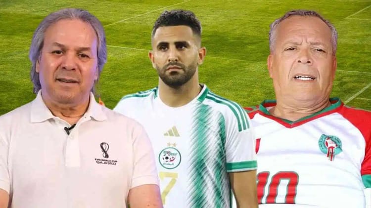 CAN 2023 Algérie vs Angola : Les yeux du monde sur Mahrez Deux entraîneurs et un joueur lors du match Algérie contre Angola.