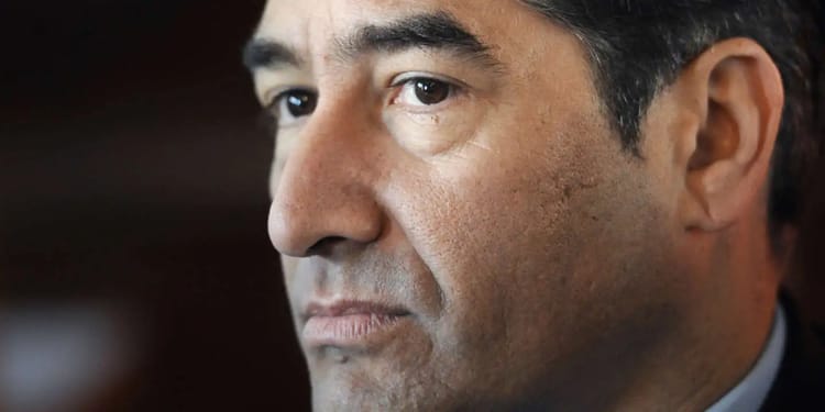 Portrait de Karim Zéribi, acteur clé du Conseil Mondial de la Diaspora Algérienne.