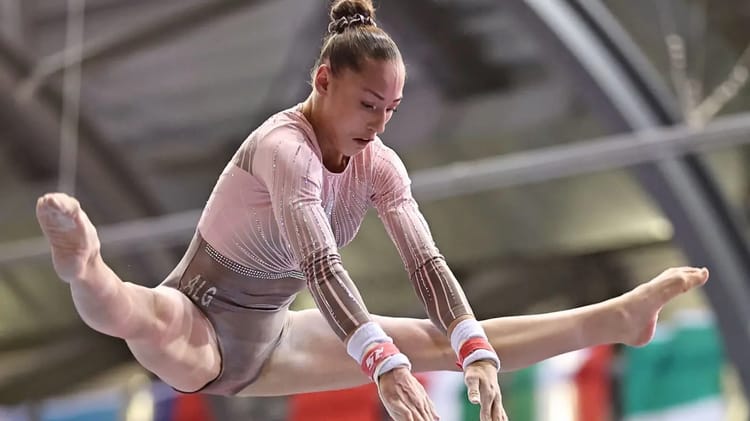 Kaylia Nemour lors d'une compétition d'athlétisme.