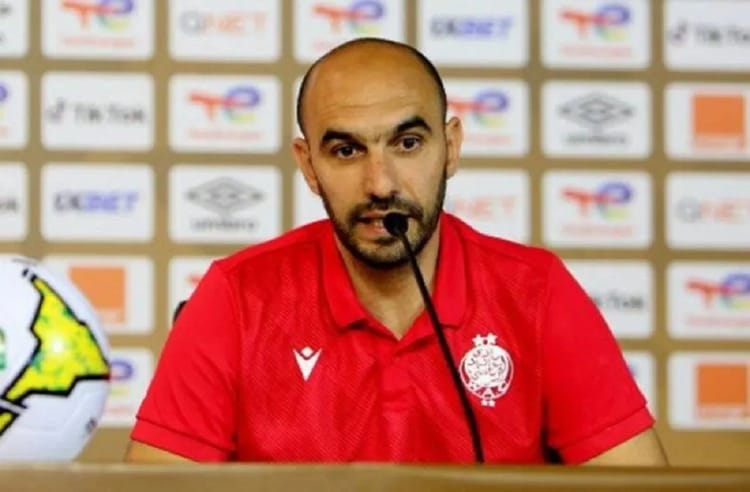 Walid Regragui, entraîneur du Maroc, lors d'une conférence de presse.