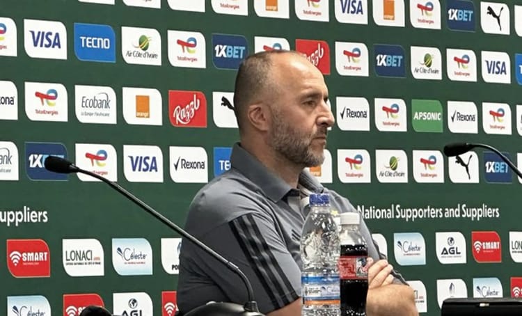 Djamel Belmadi reste-t-il un problème majeur non résolu en Algérie ? Djamel Belmadi lors d'une conférence de presse en Algérie.