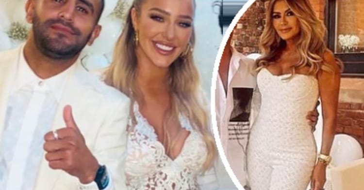 Riyad Mahrez en Arabie Saoudite : Le Défi d'une Nouvelle Vie pour sa Femme Taylor Ward Riyad Mahrez avec sa femme Taylor Ward lors d'un événement en Arabie Saoudite.