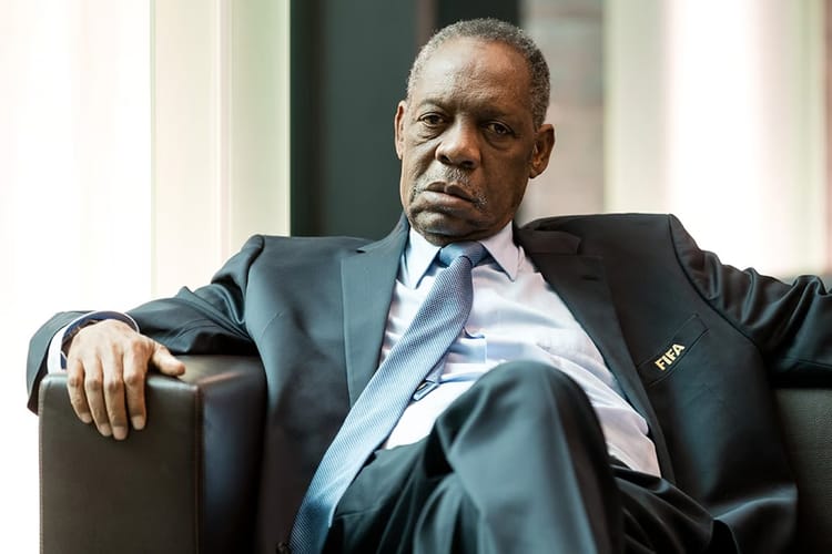 Issa Hayatou, figure du football africain, en interview.