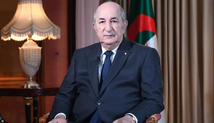 Tebboune annonce l'avancement de l'élection présidentielle à septembre 2024 Président Tebboune lors d'une annonce officielle en Algérie.
