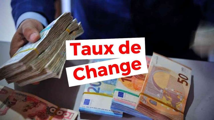 Billets d'euros et de dinars algériens pour le taux de change.