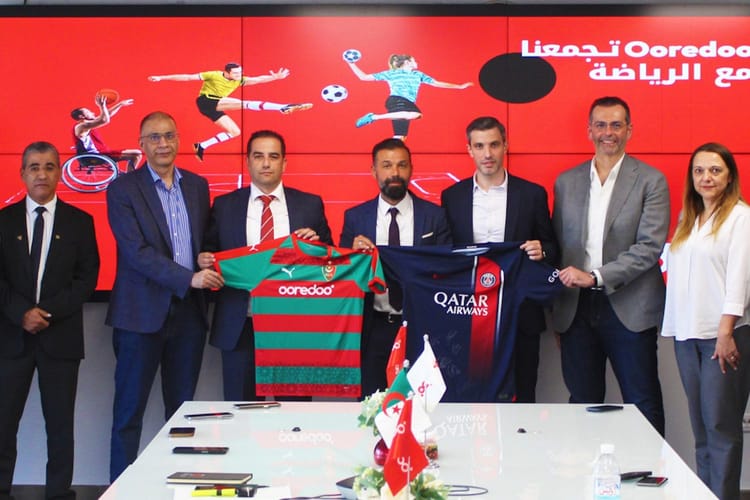 Le PSG signe un partenariat avec le champion d’Algérie ! Signature du partenariat entre le PSG et Ooredoo en Algérie.