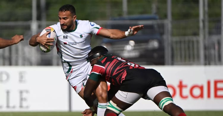 Coupe d'Afrique 2024 : L'Algérie en finale de Rugby pour la première fois Joueur algérien portant le ballon lors d'un match de rugby.