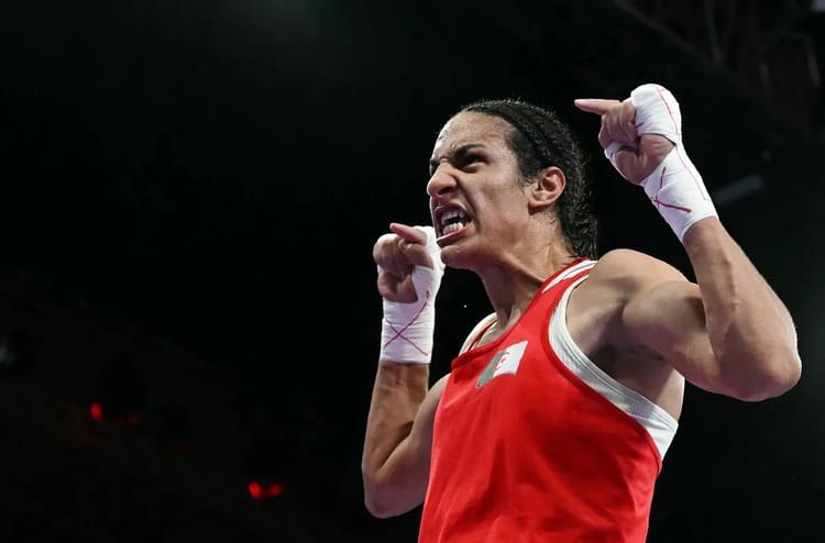 Imane Khelif en finale de boxe aux JO Paris 2024 : Force et persévérance, vers le titre olympique Imane Khelif en finale de boxe, force et détermination pour le titre olympique.