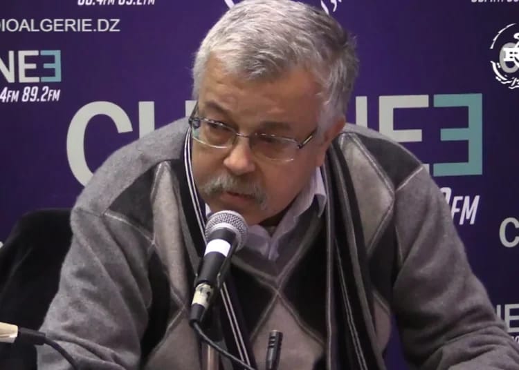 Hommage au Professeur Kamel Bouzid : l'Algérie perd un pilier de la lutte contre le cancer Professeur Kamel Bouzid lors d'une conférence en hommage.