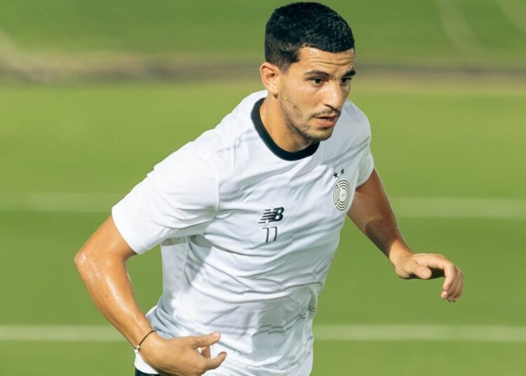 Youcef Atal en entraînement avec Al-Sadd, prêt pour la saison.