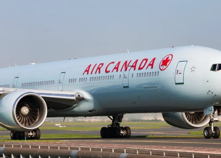 Air Canada : nouvelles restrictions sur les bagages en cabine dès janvier 2025 Air Canada : nouvelles restrictions sur les bagages en cabine dès janvier 2025