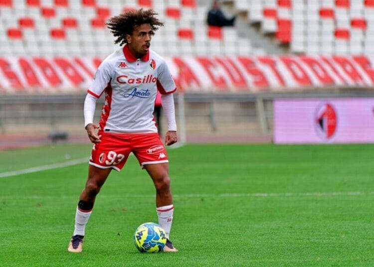 Scandale en Italie : Un international algérien victime de cris racistes Photo LiveMedia/Emmanuele Mastrodonato
Bari, Italy, January 28, 2023, Italian soccer Serie B match
SSC Bari vs AC Perugia
Image shows:
Mehdi Dorval (SSC Bari)
LiveMedia - World Copyright