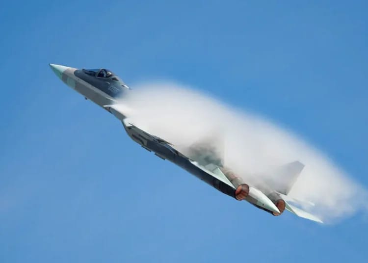 Officiel ! L'Algérie acquiert 14 chasseurs Su-57E, premier pays à acheter le chasseur russe furtif Officiel ! L'Algérie acquiert 14 chasseurs Su-57E, premier pays à acheter le chasseur russe furtif