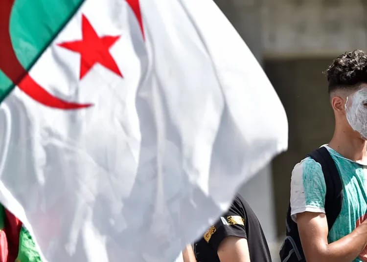 One Two Three Viva l’Algérie : Le Chant Retentit à Nouveau en France France