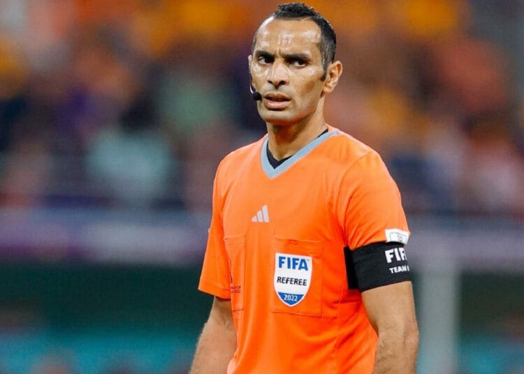 L'arbitre Ghorbal désigné pour un choc africain sous haute tension Mustapha Ghorbal : l’arbitre algérien qui marque les esprits à la Coupe du Monde des Clubs