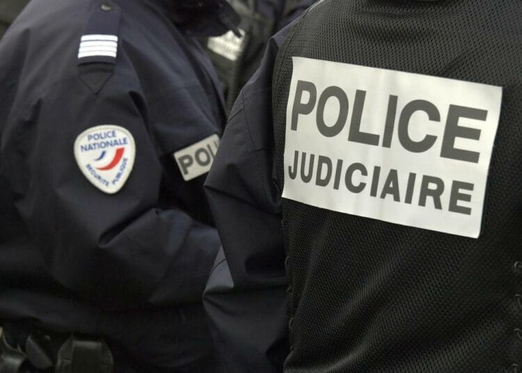 Algérien sous OQTF en fuite : la police met fin à sa cavale Algérie : un faussaire arrêté avec 1 130 faux billets
