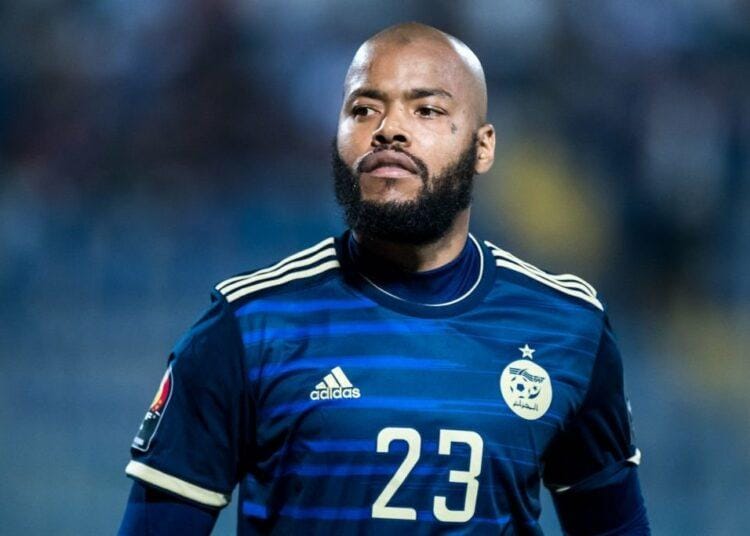 Mbolhi réagit après son exclusion de l’équipe d’Algérie Mbolhi