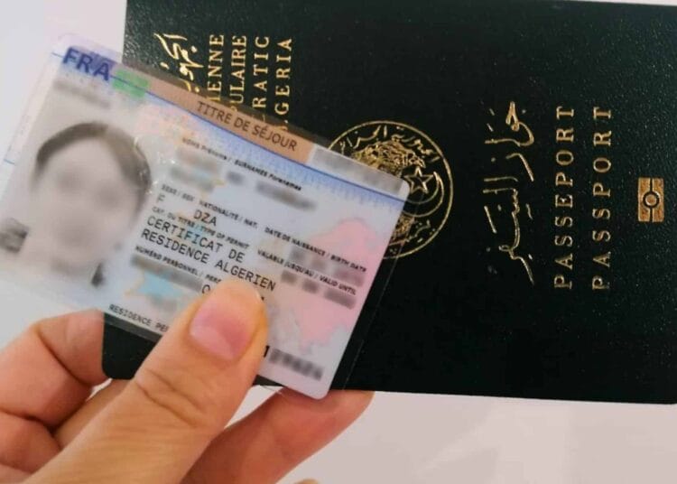 Algérie : bloquée sur place à cause d'un titre de séjour expiré Cartes de séjour : les nouvelles règles strictes en France